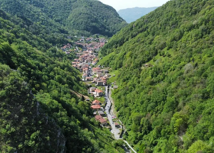 Valderf' Pensjonat 3*